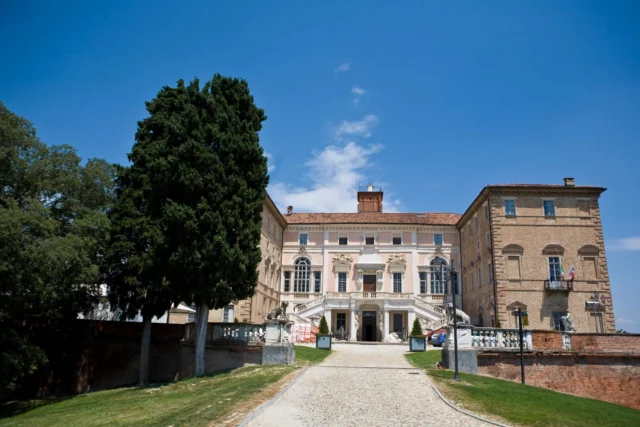 5 giardini storici in Italia dove ammirare la fioritura dei tulipani