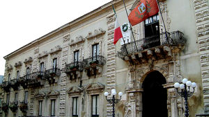 Acireale pubblica l’avviso per il cartellone estivo 2026: candidature