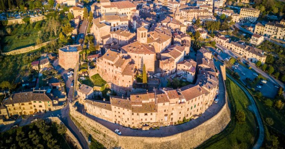 Anghiari, il borgo toscano che conserva il "segreto" di Leonardo