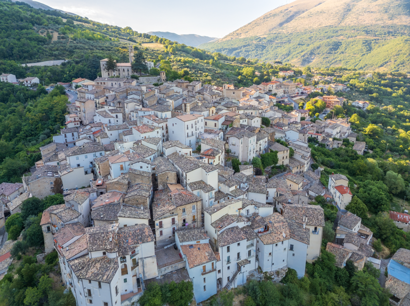 Anversa degli Abruzzi, il borgo nella Valle del Sagittario