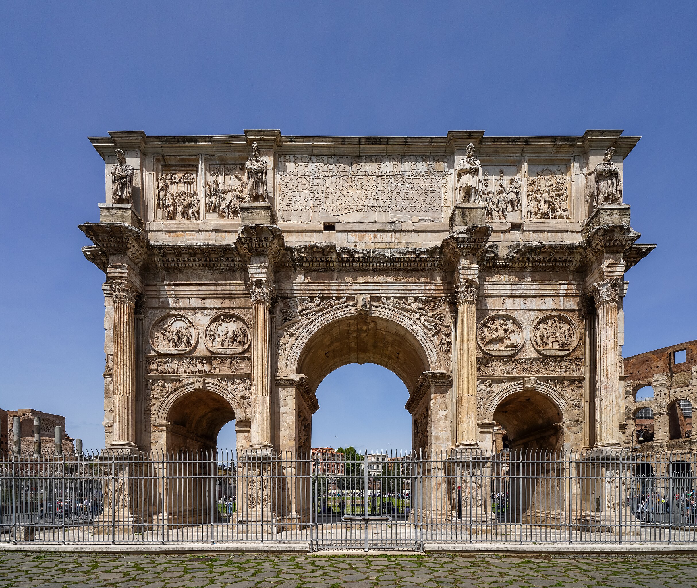 Arco di Costantino – monumento simbolo della Roma imperiale