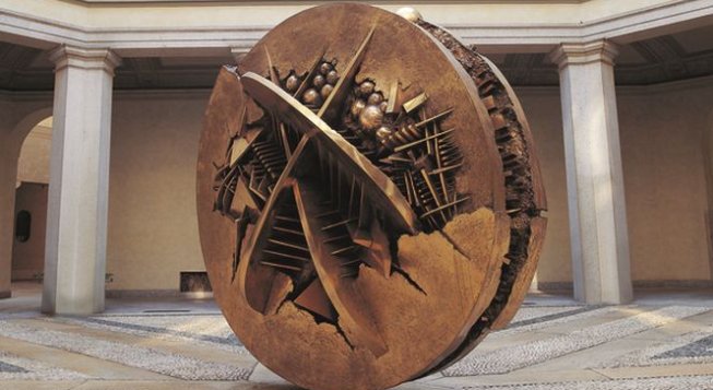 Arnaldo Pomodoro: una vita — mostra alle Gallerie d'Italia di Milano