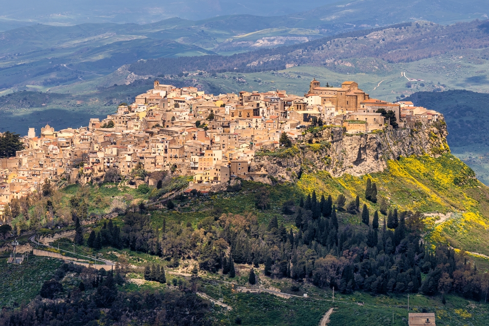 Calascibetta, il borgo che domina il Val di Noto