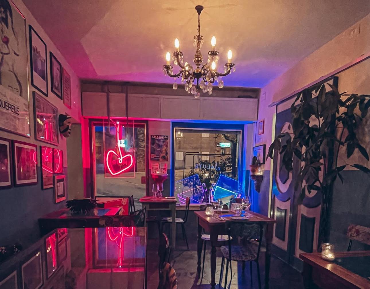 Cantina Antisociale – Il wine bar tra pompe di benzina e colline marchigiane