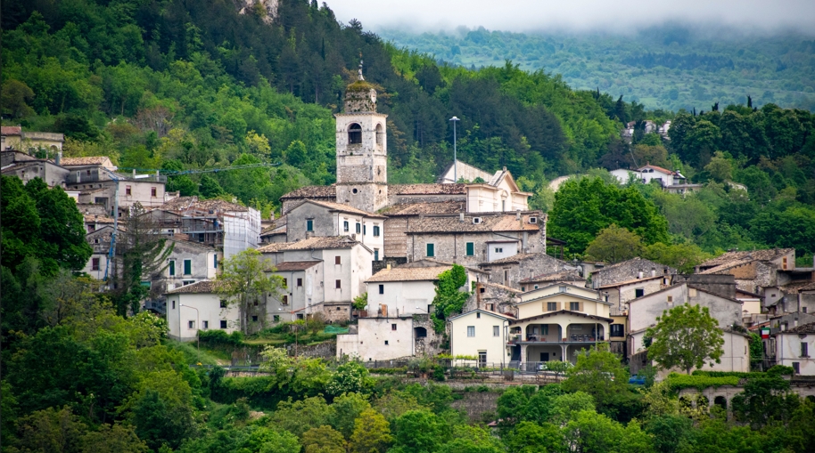 Caramanico Terme, il borgo celebre per le acque termali