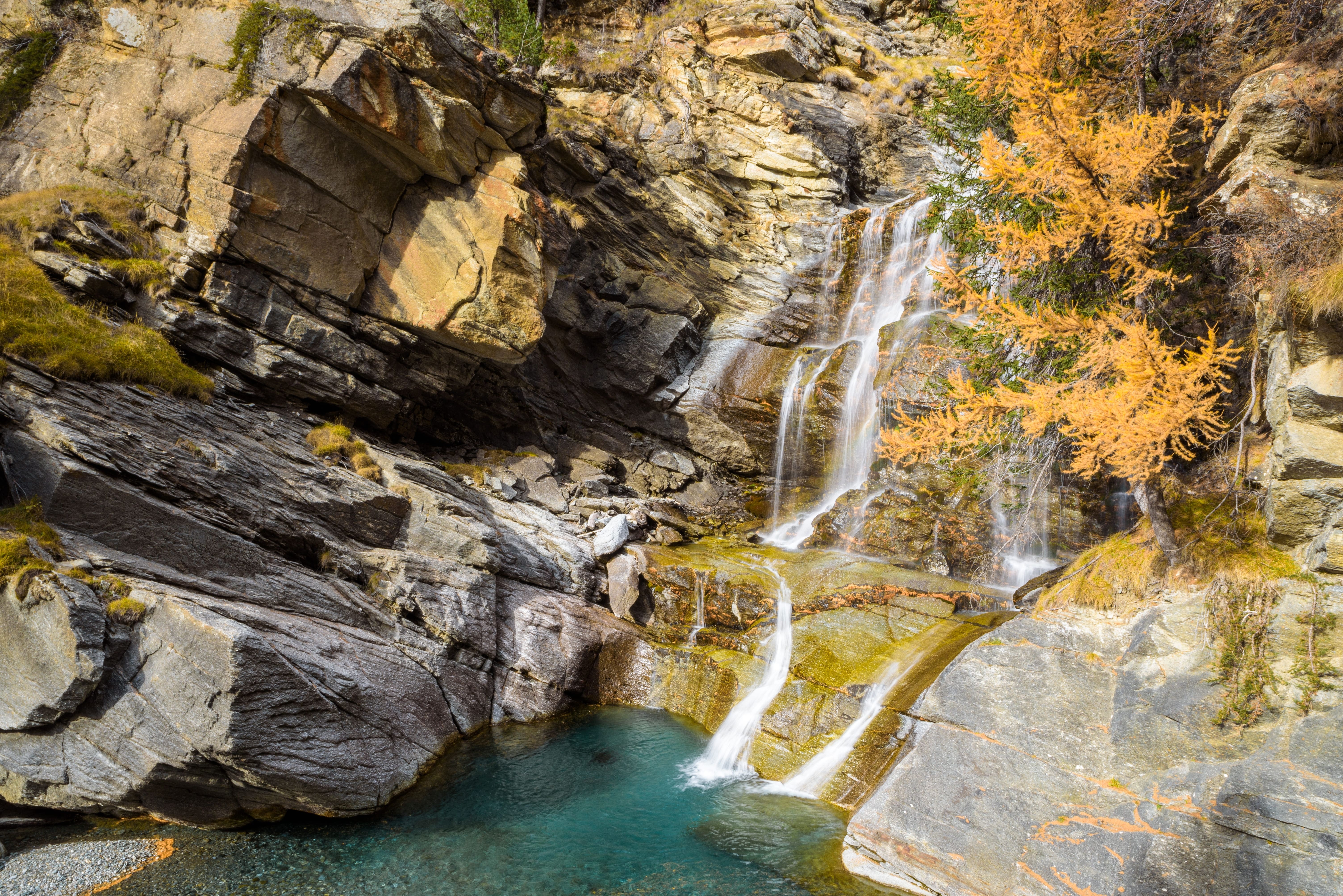 Cascate di Lillaz: la sinfonia d'acqua di Cogne