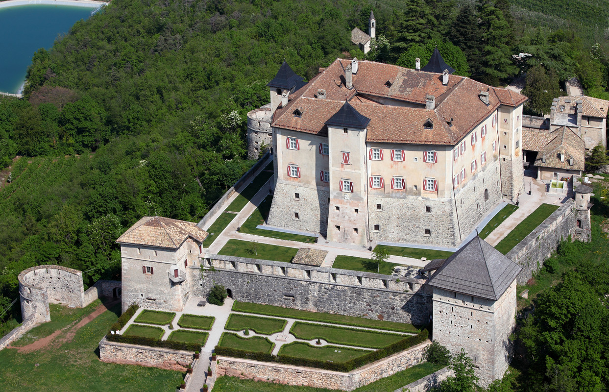 Castel Thun – una tappa imperdibile del Trentino Alto-Adige