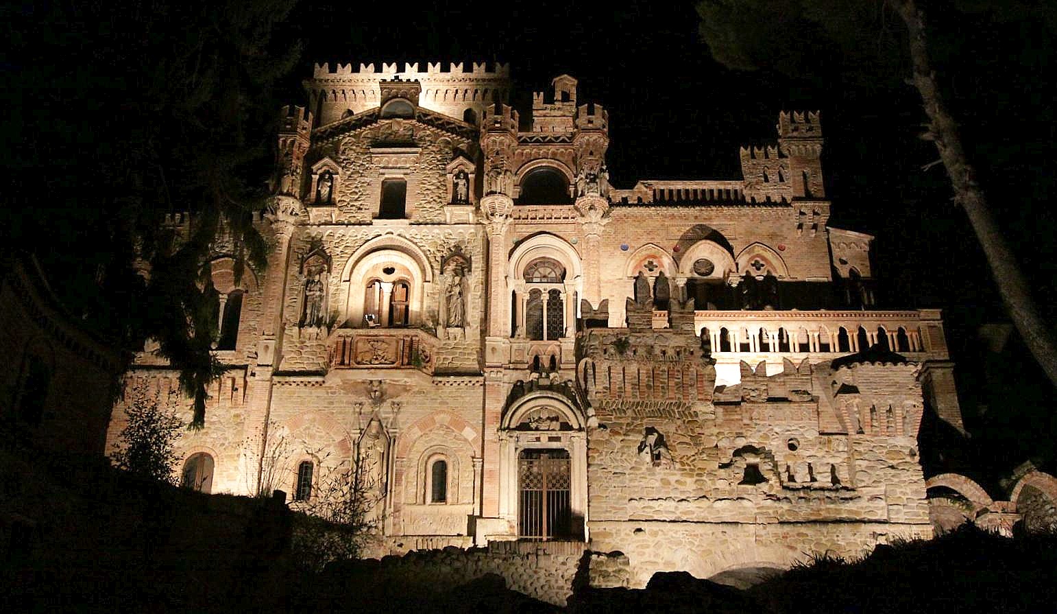 Castello della Monica – un simbolo dell’arte romantica