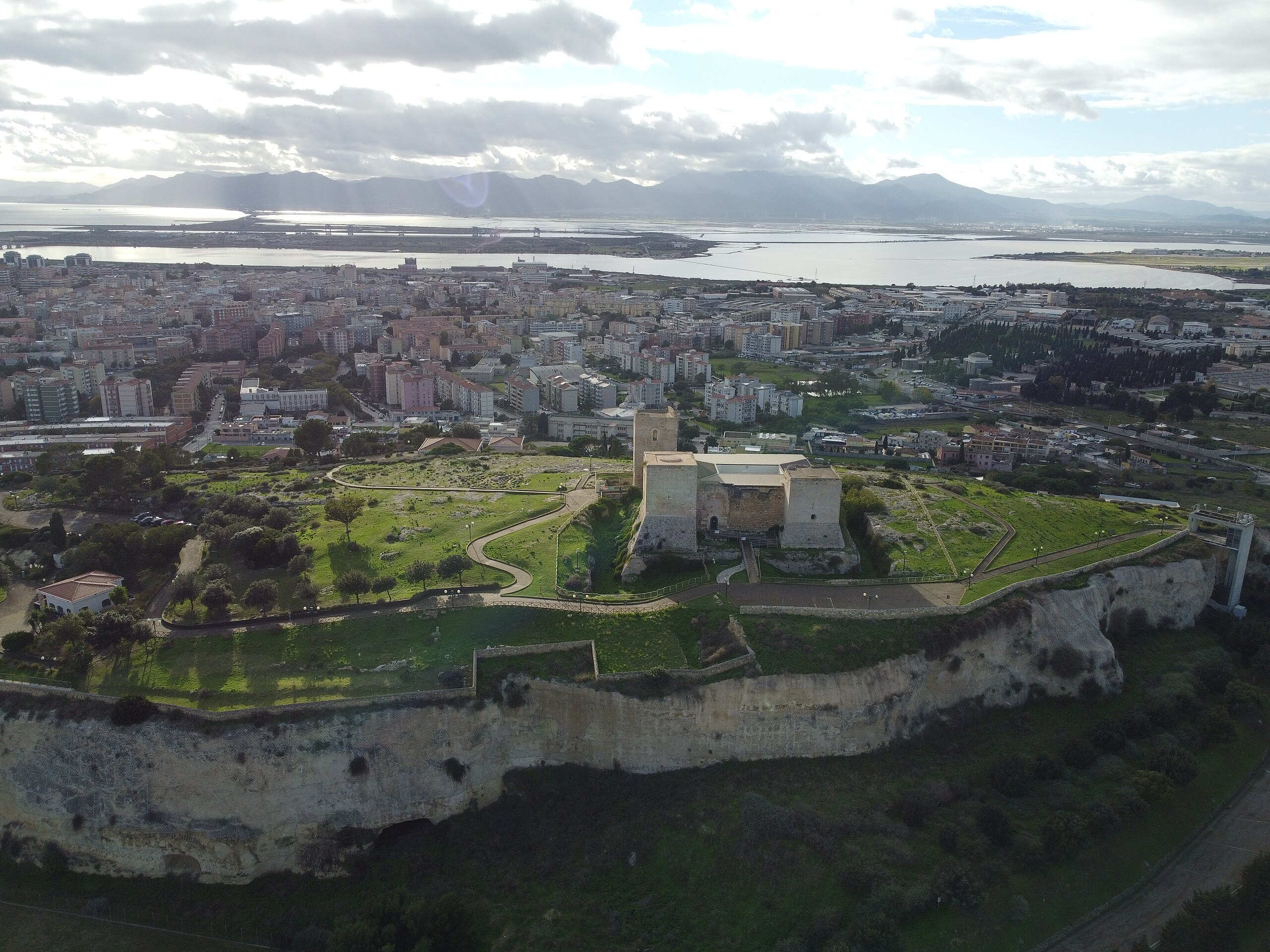Castello di San Michele – un castello medievale sul colle di Cagliari