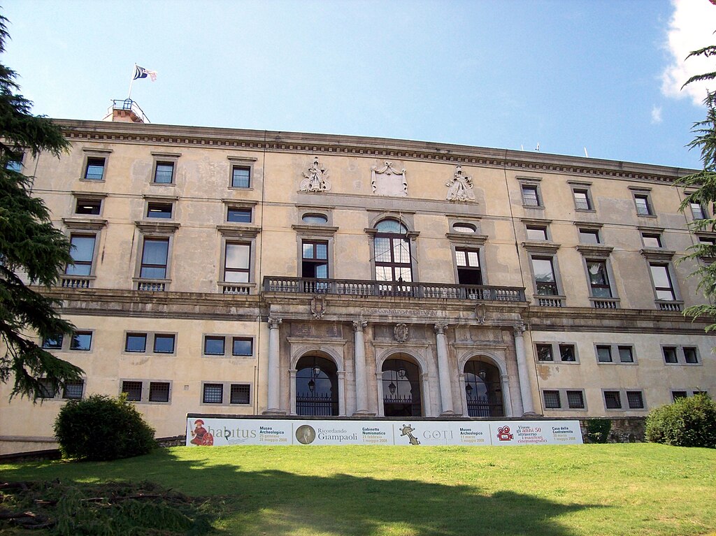 Castello di Udine – monumento avvolto tra leggenda e bellezza