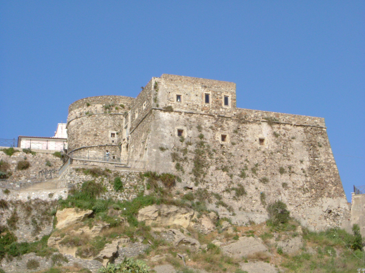 Castello Murat – una fortezza sul mare con una storia affascinante