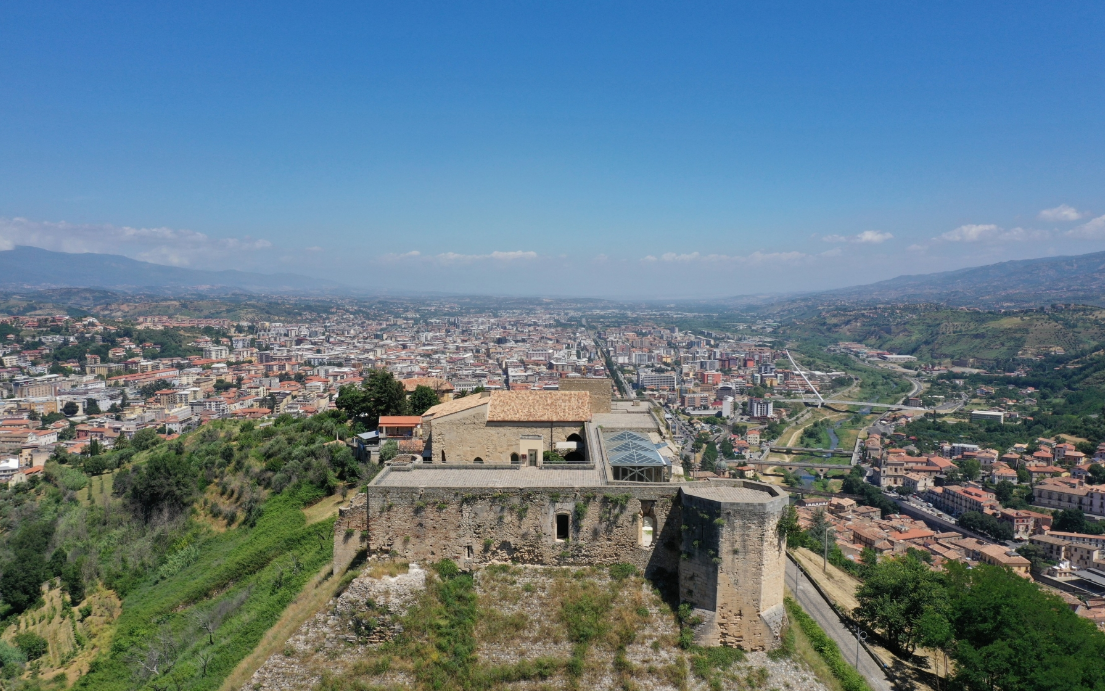 Castello Normanno - Svevo – una tappa imperdibile per cultura e fascino