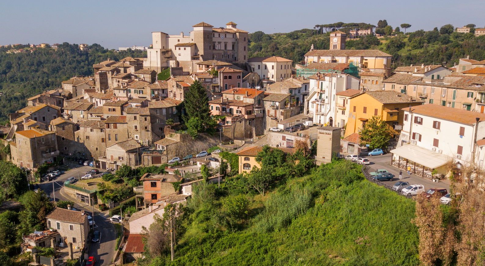 Castelnuovo di Porto, il borgo arroccato tra le cave di tufo