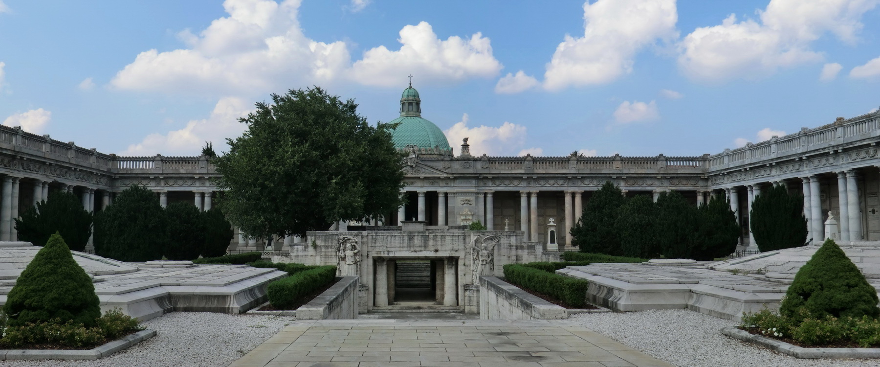 Cimitero Monumentale della Certosa – uno dei più antichi d’Italia