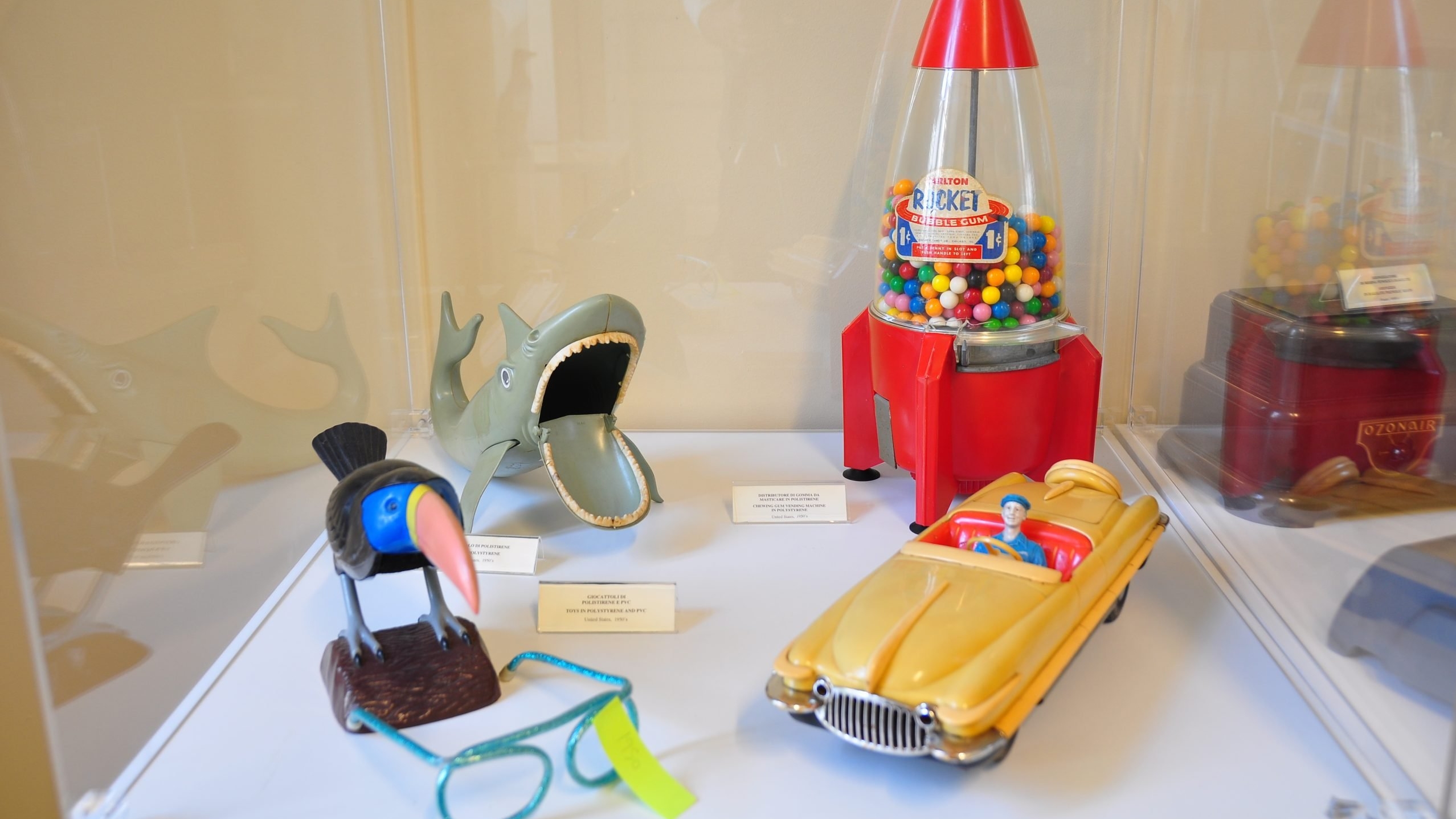Civiltà della plastica: la collezione Cannon a Pont Canavese