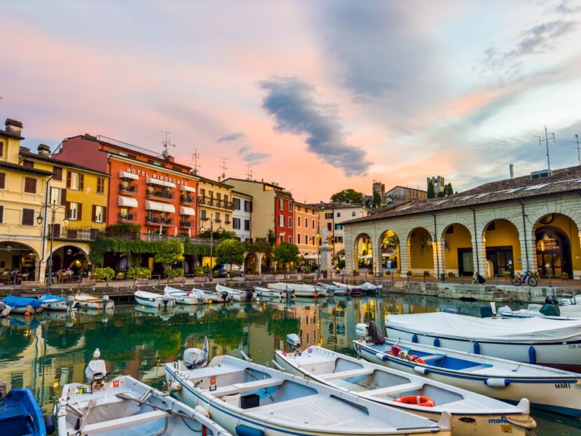 Desenzano del Garda: il borgo sul lago tra mosaici romani, castello e