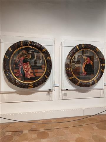 Due tondi di Filippino Lippi tornano alla Pinacoteca di San Gimignano