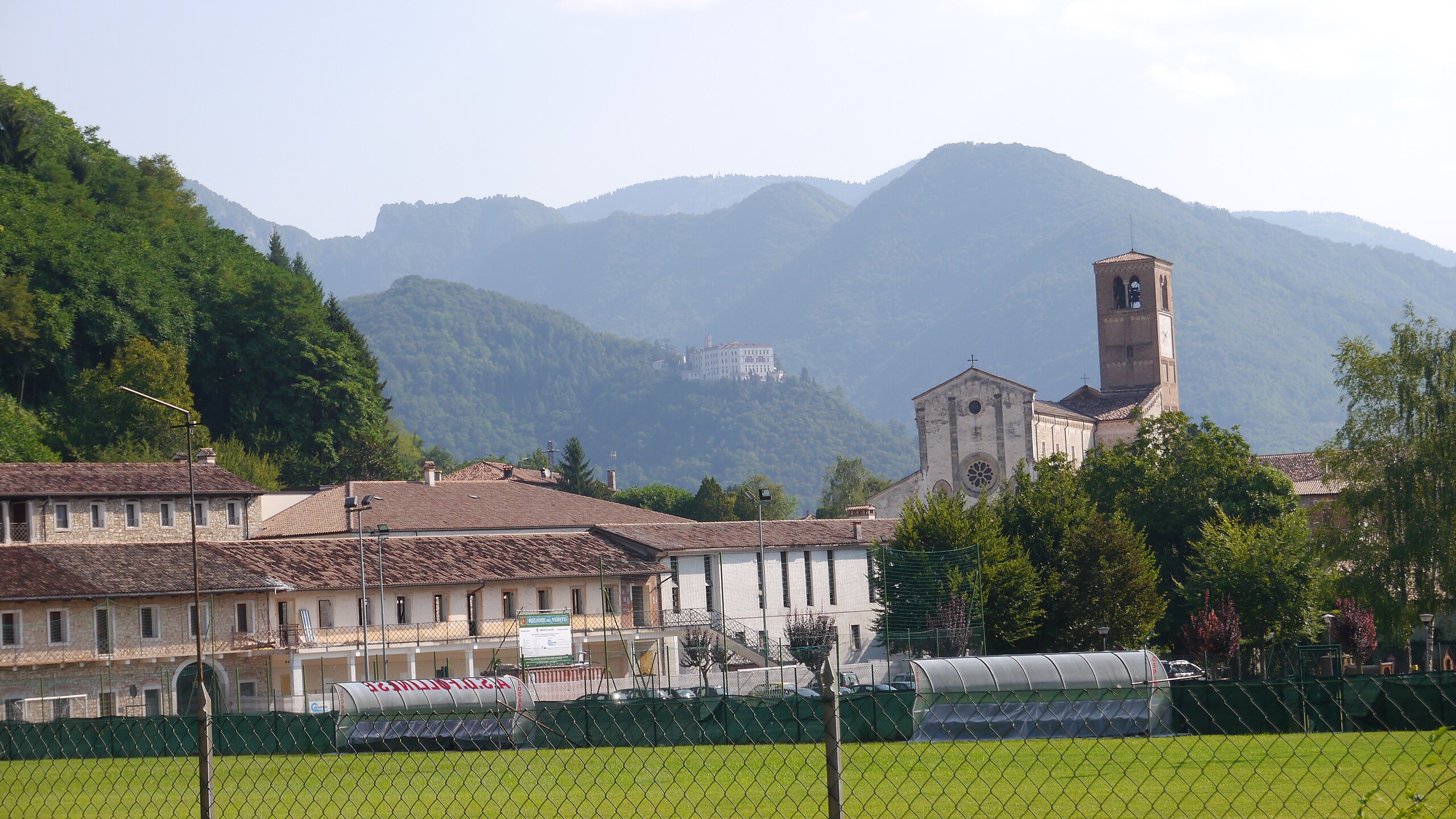 Follina: il borgo veneziano tra le colline del Prosecco