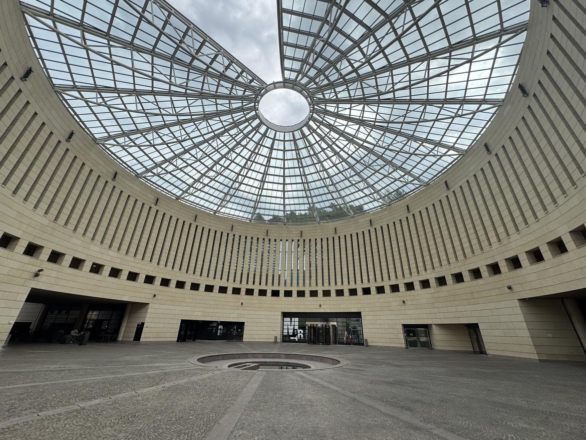 Giacomo Balla al MART di Rovereto: l'arte totale tra pittura, moda e