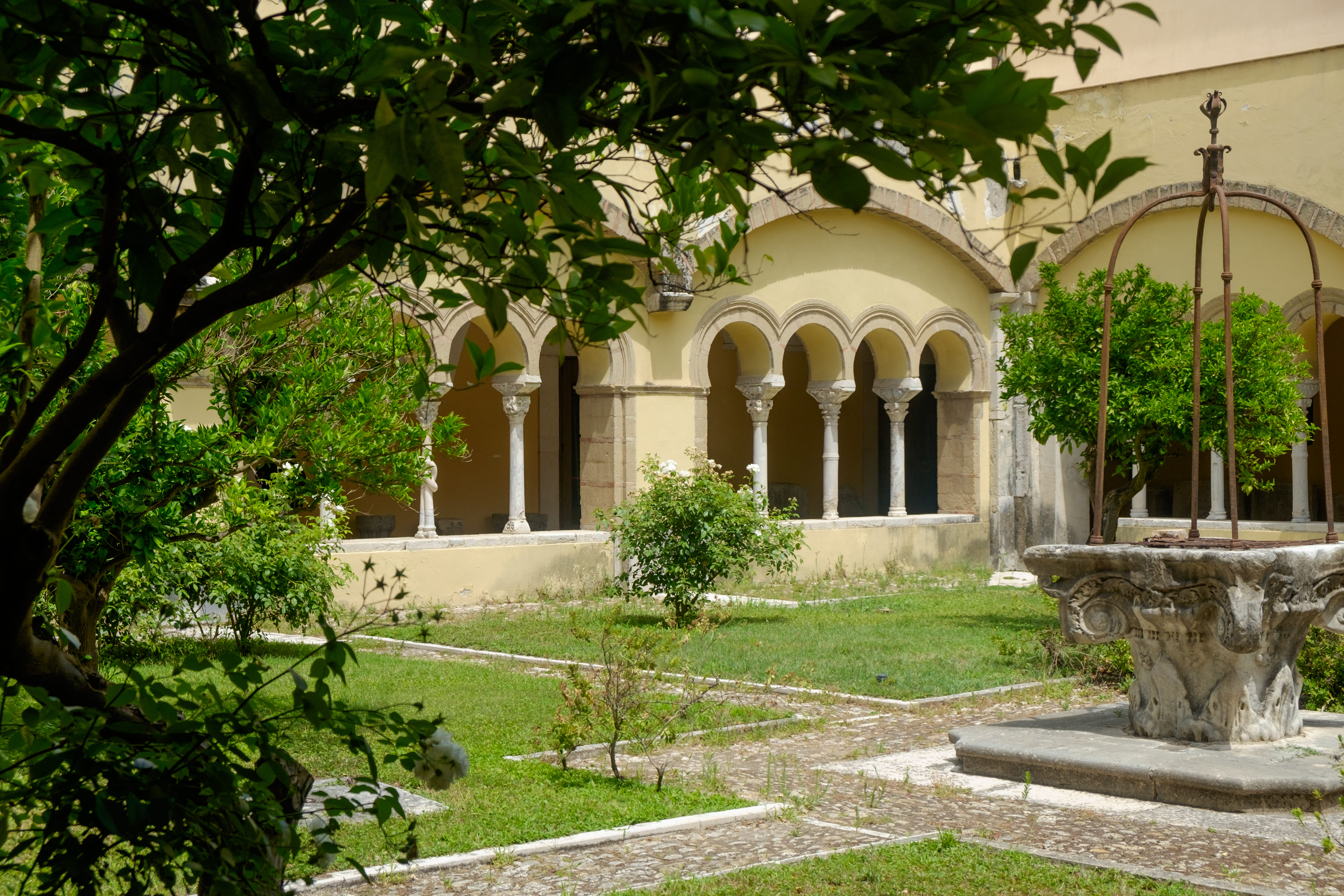 Giornate FAI di Primavera 2026 in Campania: palazzi, ville e siti aperti ad Avellino, Benevento, Cas