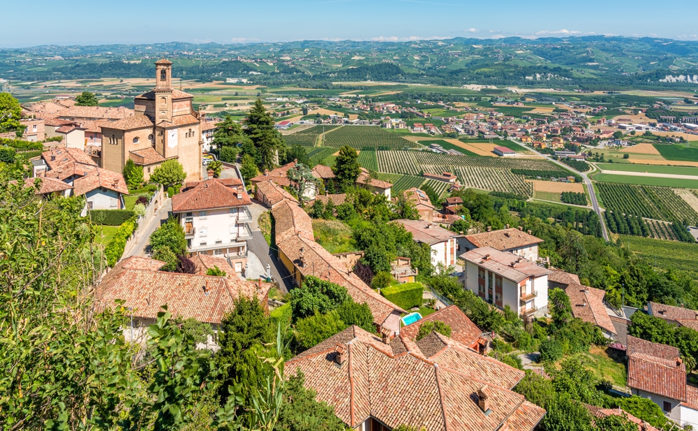 Guarene: tra le colline delle Langhe e la storia sabauda