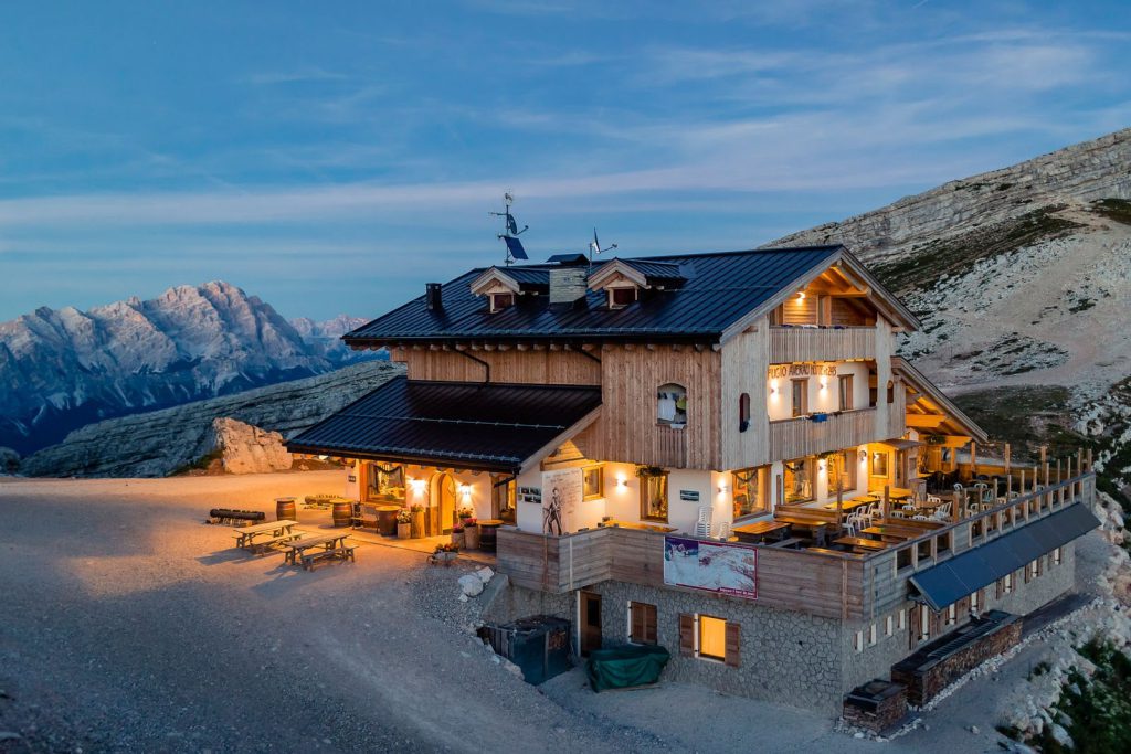 I rifugi ad alta quota più belli e panoramici d'Italia
