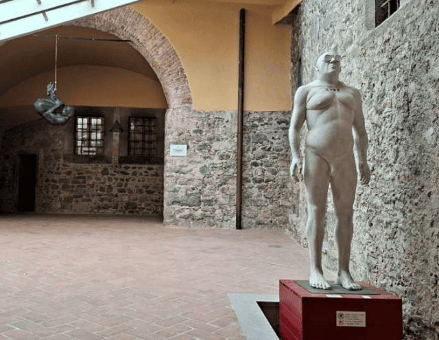 The Visionaries: Emanuele Giannelli’s Monumental Sculptures Across Barga