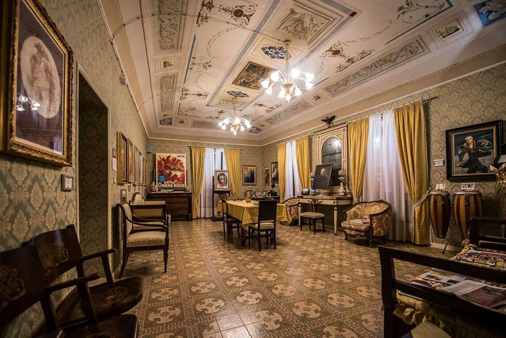 Il Museo Cinema a Pennello: quando l'arte del manifesto incanta le Marche