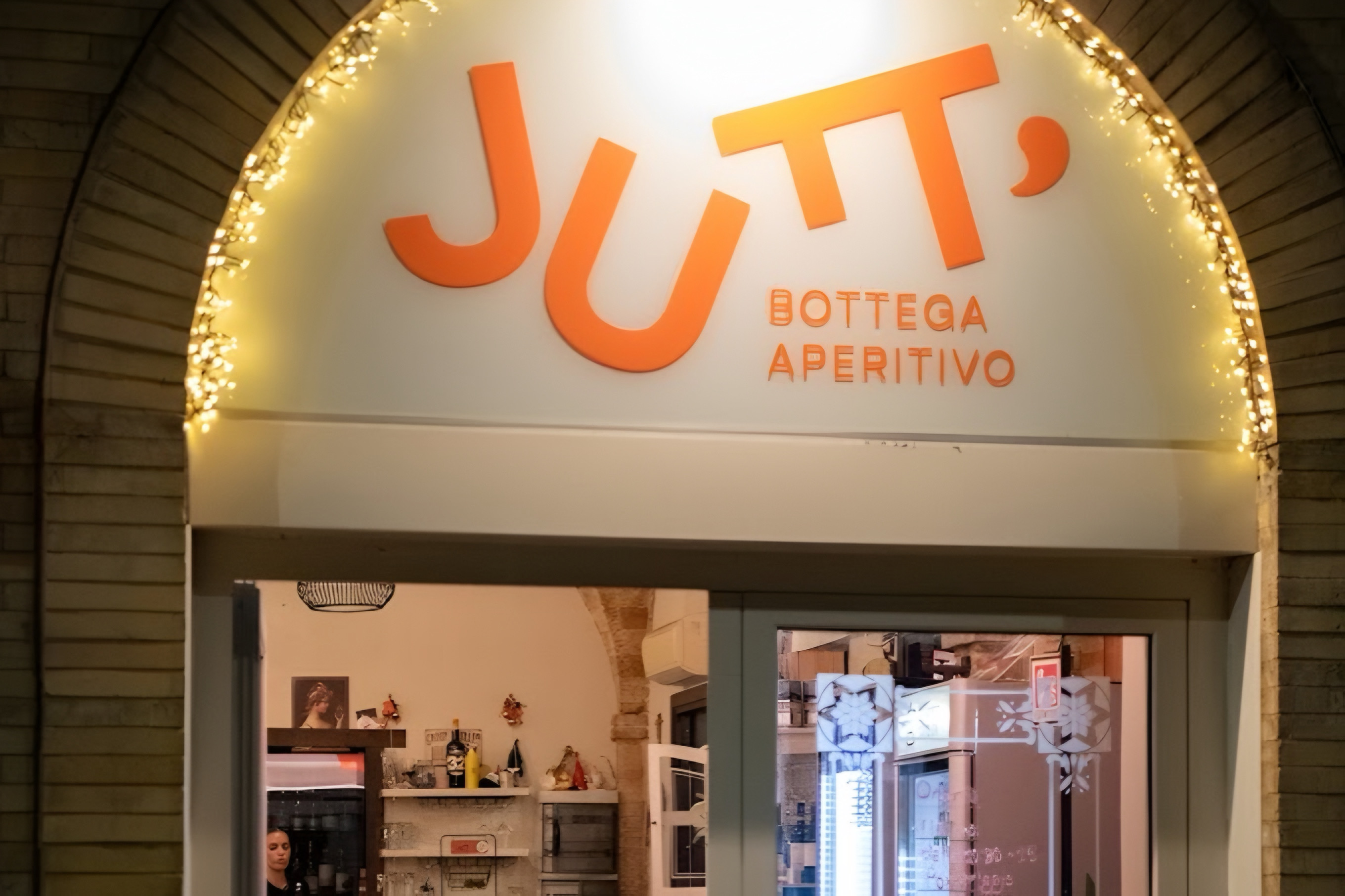 Jutt’ Bottega Aperitivo: eccellenza e relax nel cuore di Grottammare