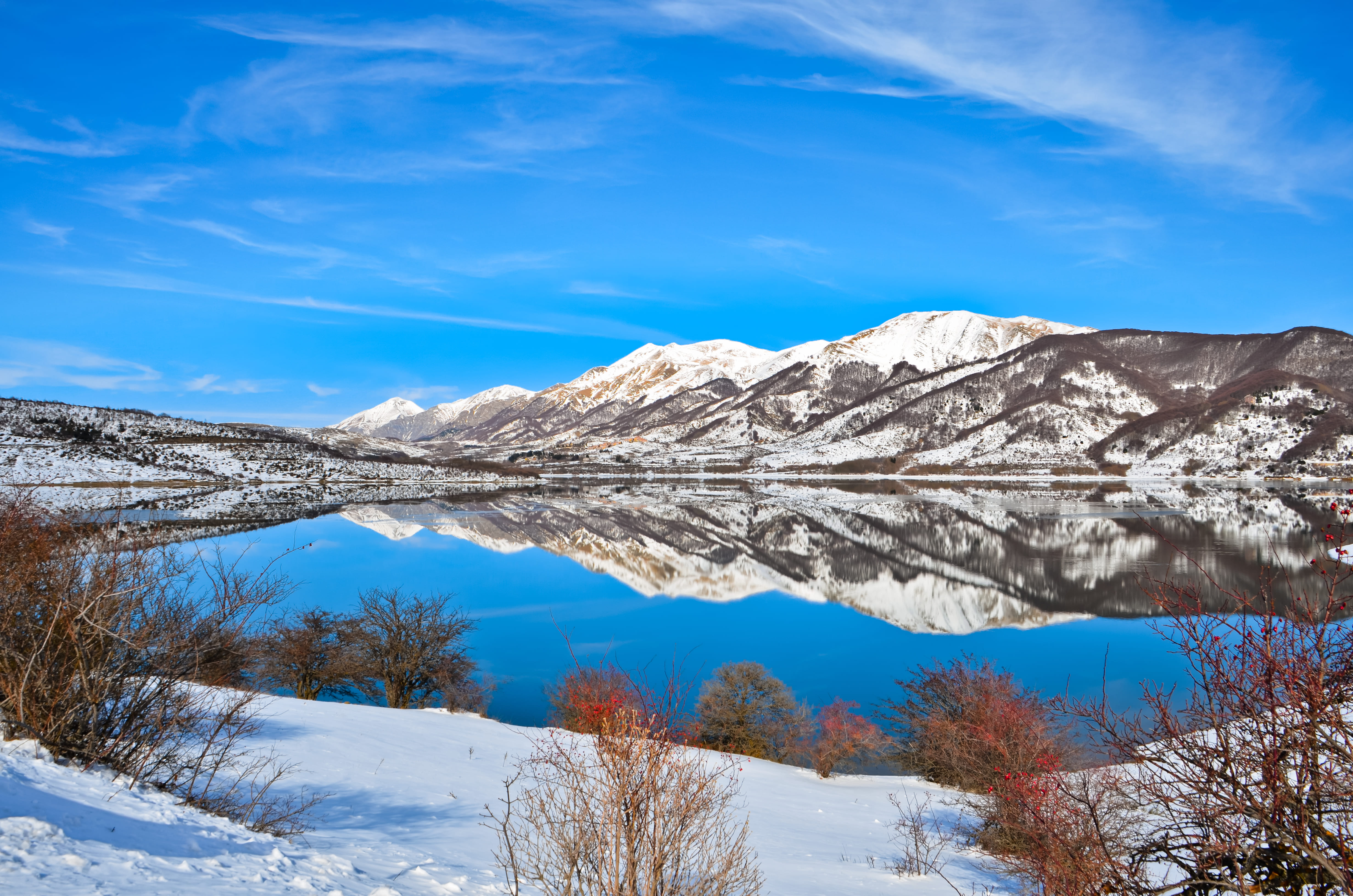 Lago di Campotosto: un lago artificiale che fa innamorare