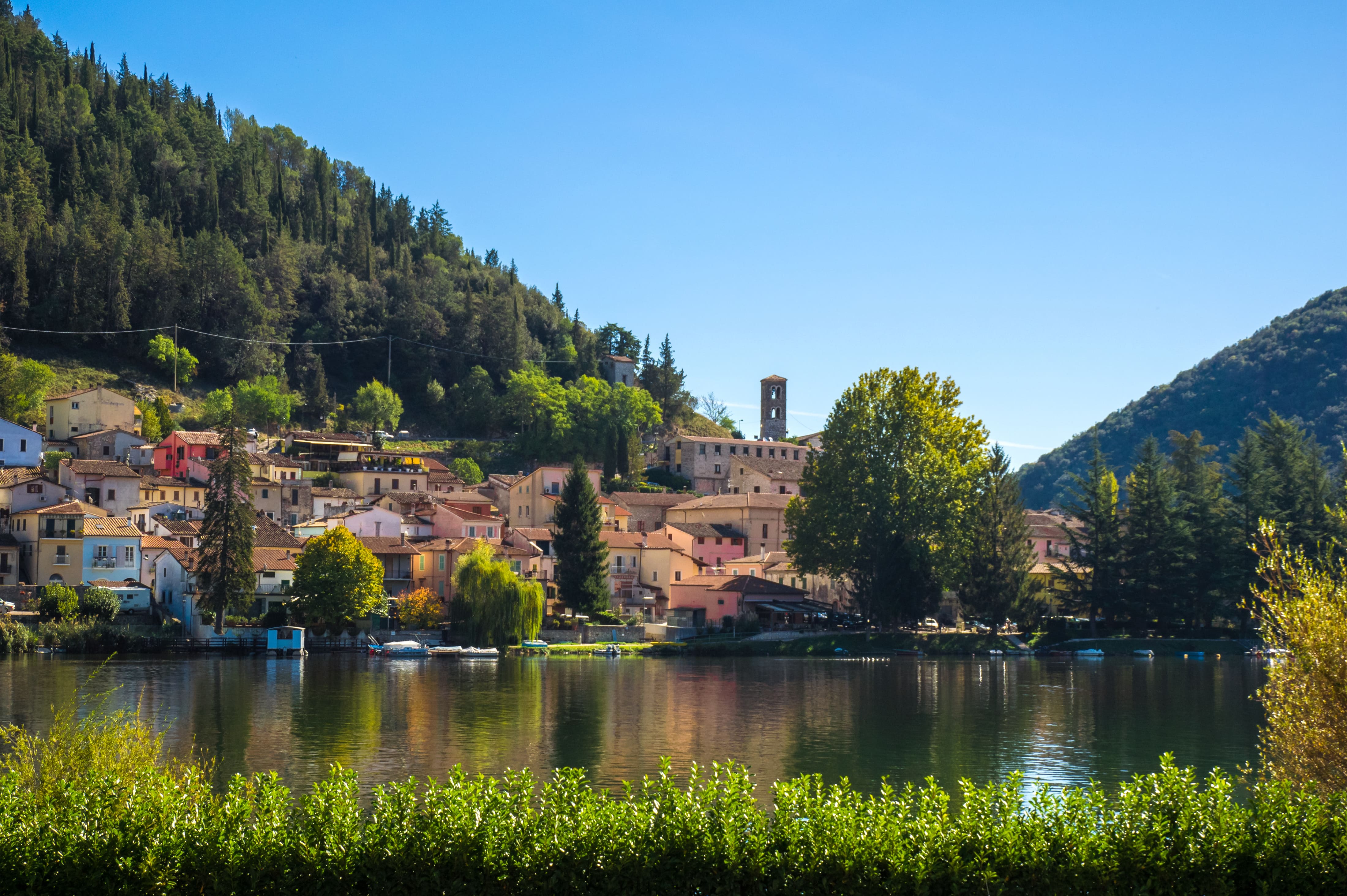 Lago di Piediluco: il cuore romantico dell’Umbria