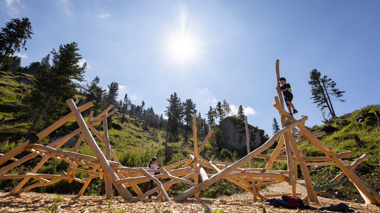Latemar Adventure – il parco immerso nel bosco delle Dolomiti