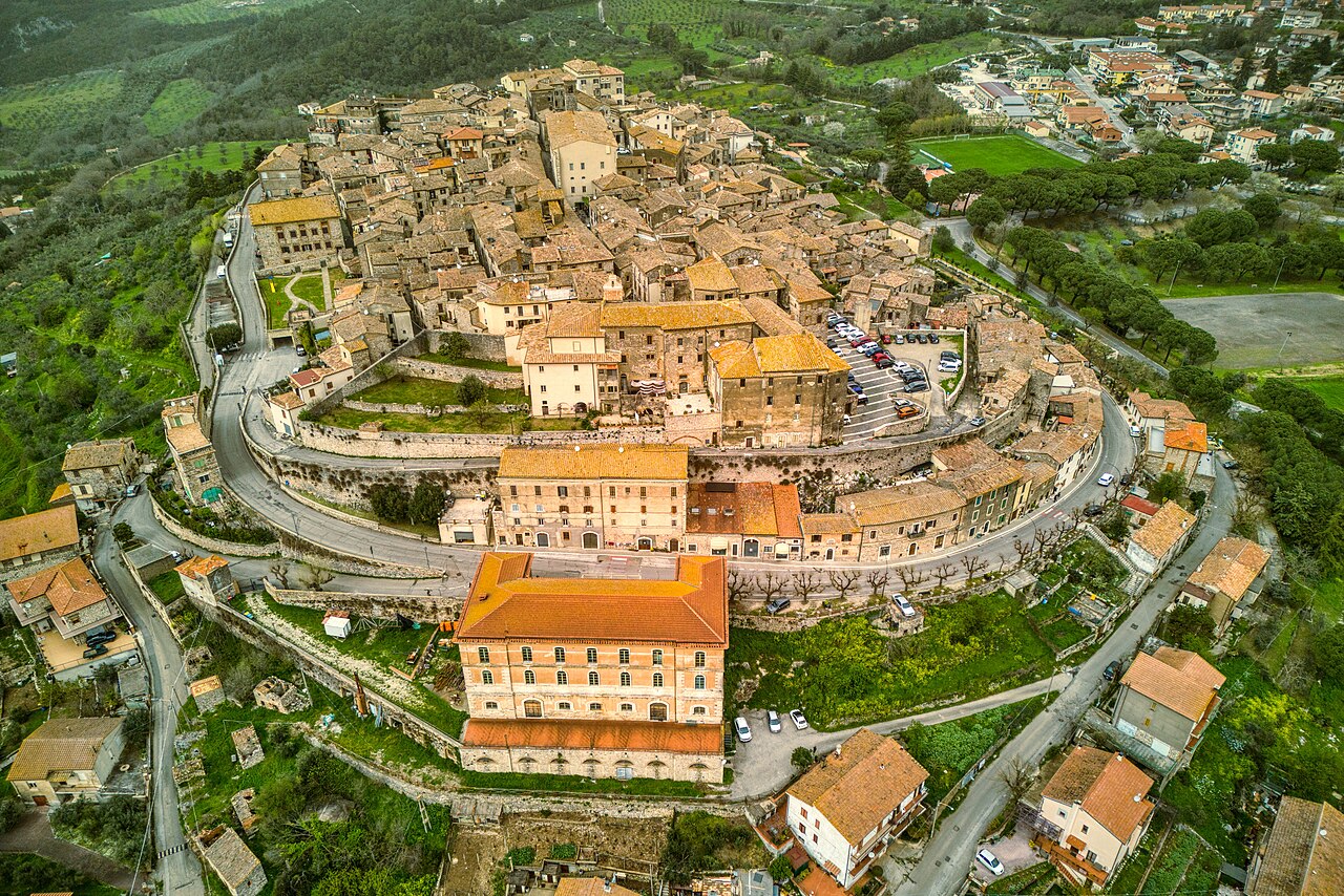 Lugnano in Teverina: il borgo dell’Umbria tra le necropoli