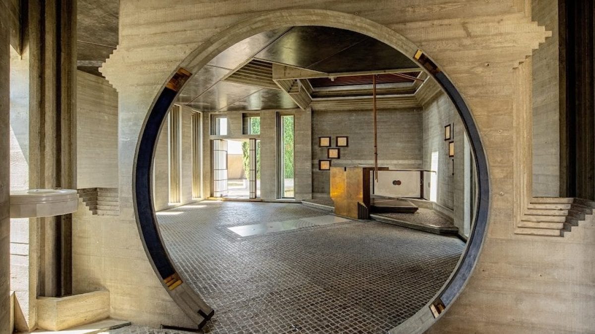 Brion Memorial and 8 Designer Tombs to Visit in Italy: a funerary