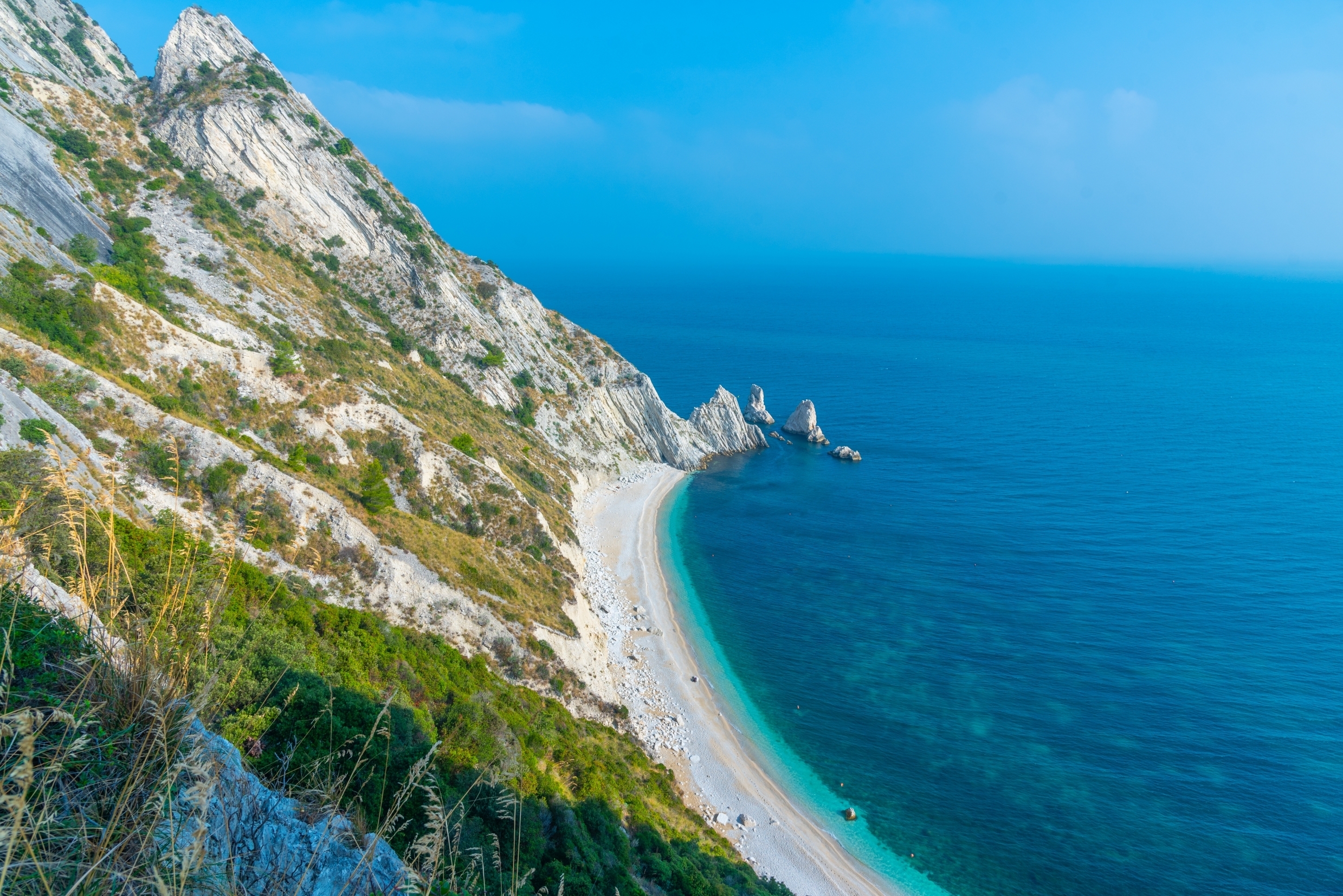 Monte Conero, il promontorio verde che si tuffa nell’Adriatico