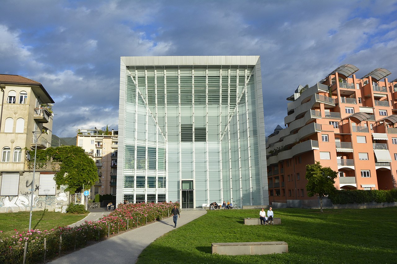 Museion: un faro dell'arte contemporanea nel cuore di Bolzano