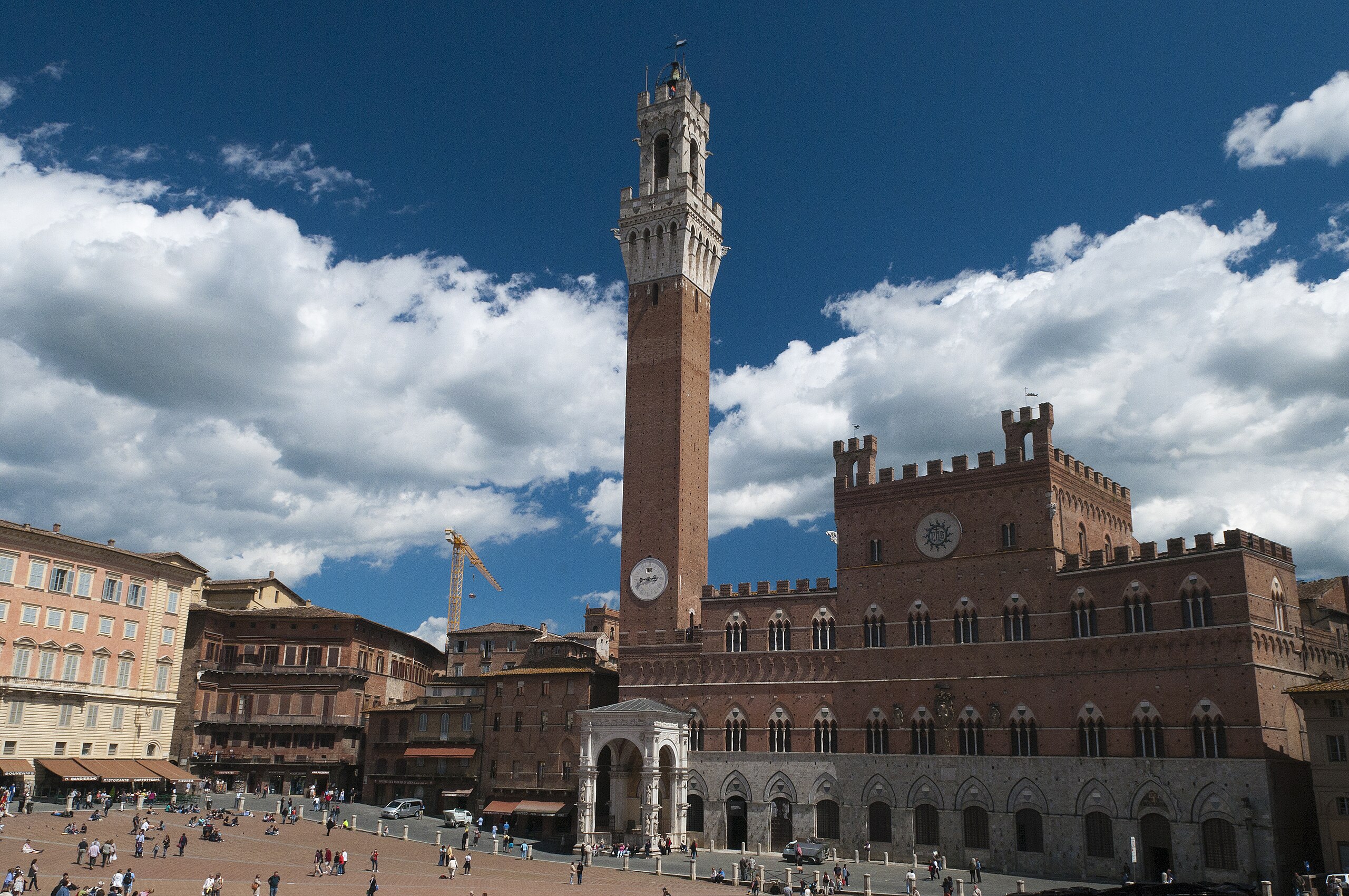 Palazzo Pubblico di Siena – uno degli esempi di architettura gotica civile in Italia