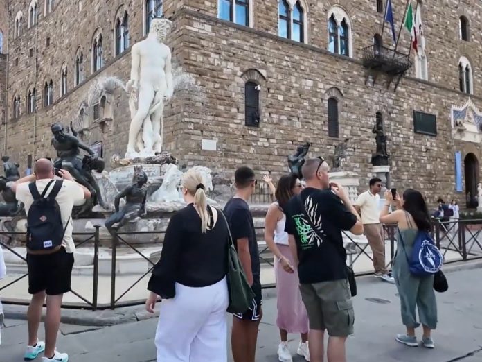 Ponte del 1° maggio: 7,4 milioni di italiani in viaggio, giro d'affari |  inItaly | True Italian Experience - inItaly