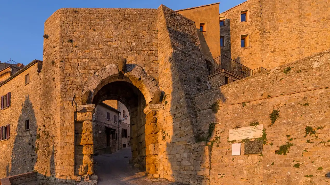 Porta dell'Arco - tra storia e mistero