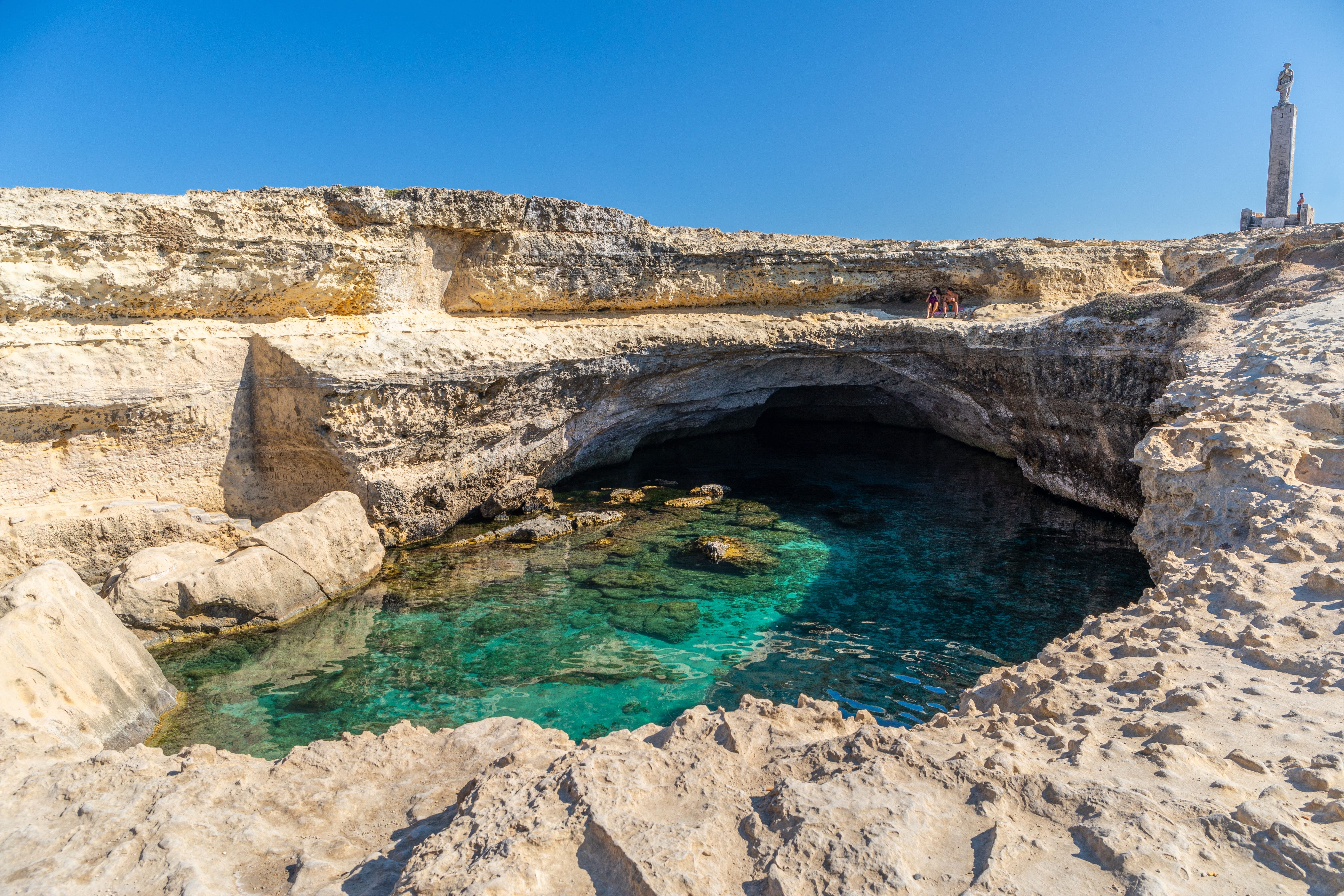 Roca e Grotte della Poesia: Melendugno sigla un Partenariato Speciale