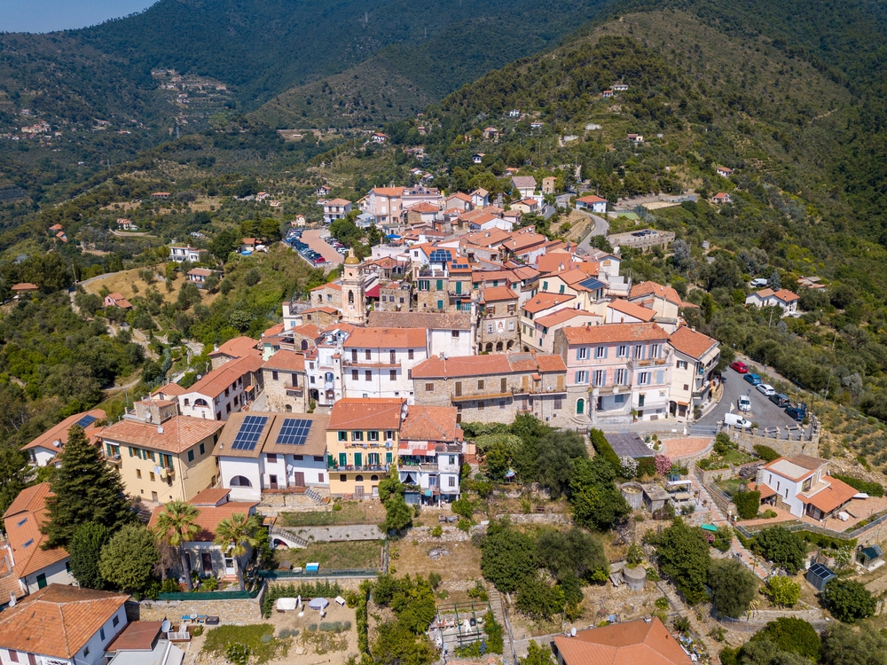 Seborga: il borgo “principato” tra storia, mistero e fascino ligure