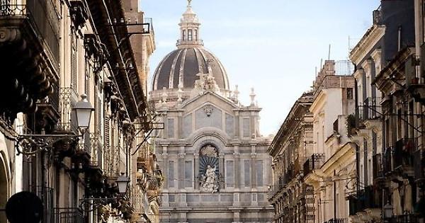 Sicily Tourism 2025: 22.5 Million Overnight Stays — Foreign Visitors Up, Italians Down