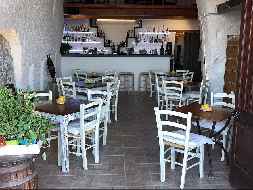 Un Mare di Sapori – Emozioni, gusto e panorama sul porto di Ventotene