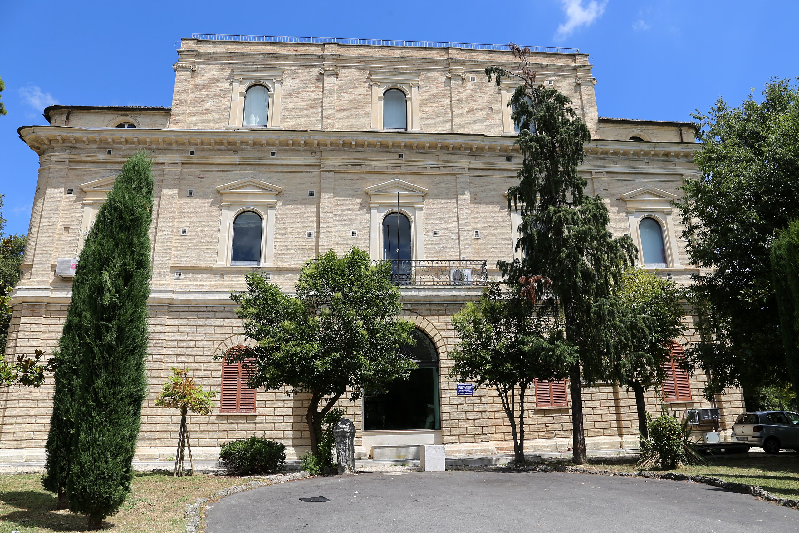 Villa Frigerij – una meraviglia italiana immersa nel verde
