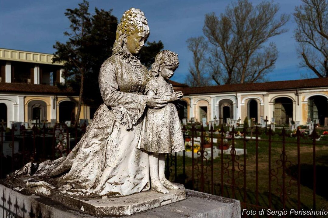 Visita al Cimitero Monumentale di Alessandria: in ricordo delle donne