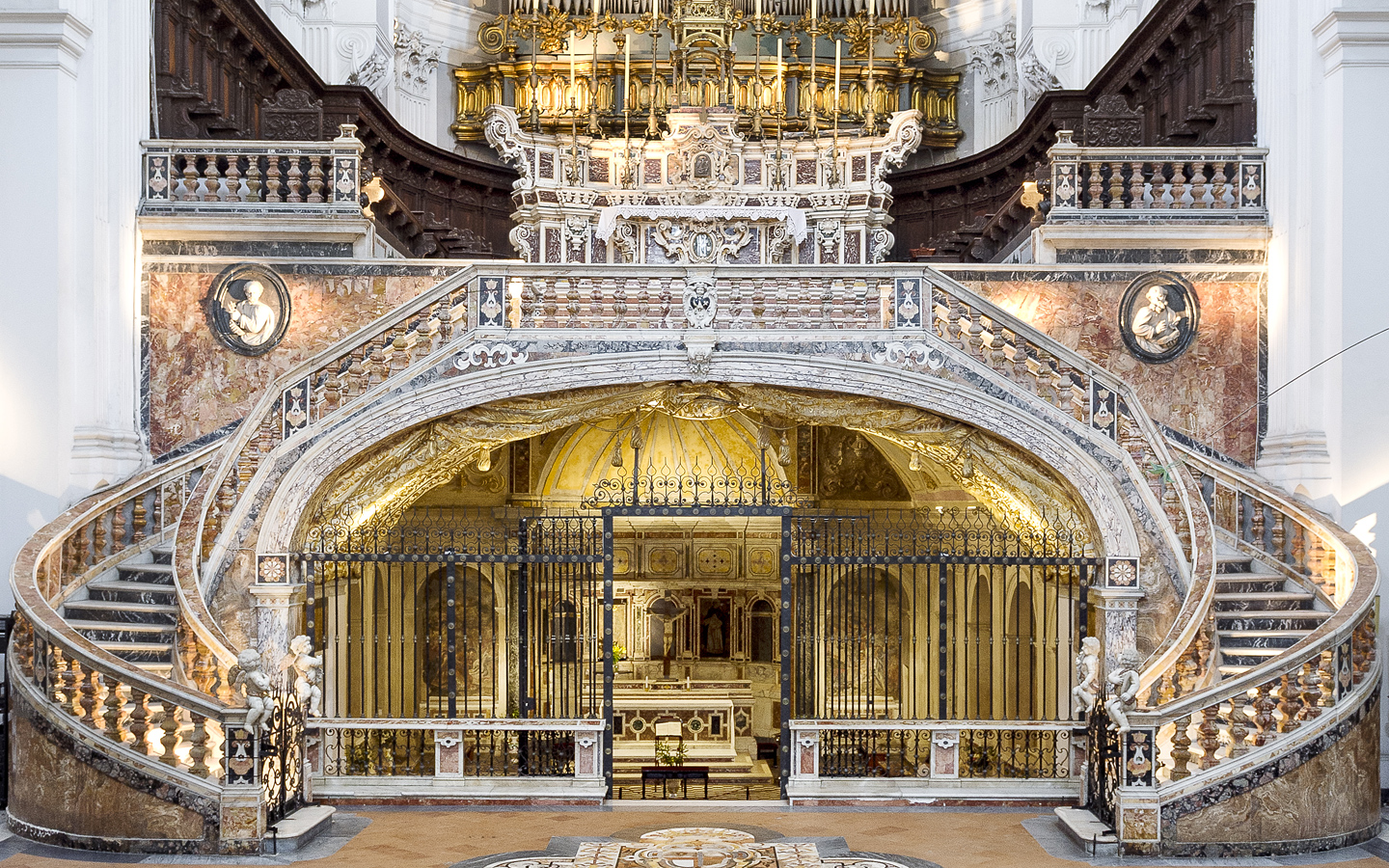 Visita al Complesso Monumentale di Santa Maria della Vita nel Rione Sanità