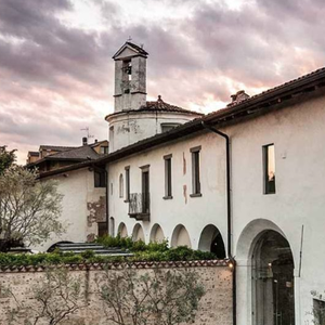Visita all'ex Convento dei Neveri: un viaggio tra villa romana