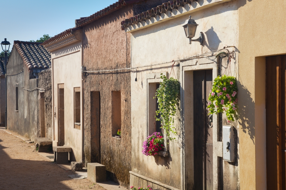 San Salvatore di Sinis il borgo rurale tra il deserto sardo