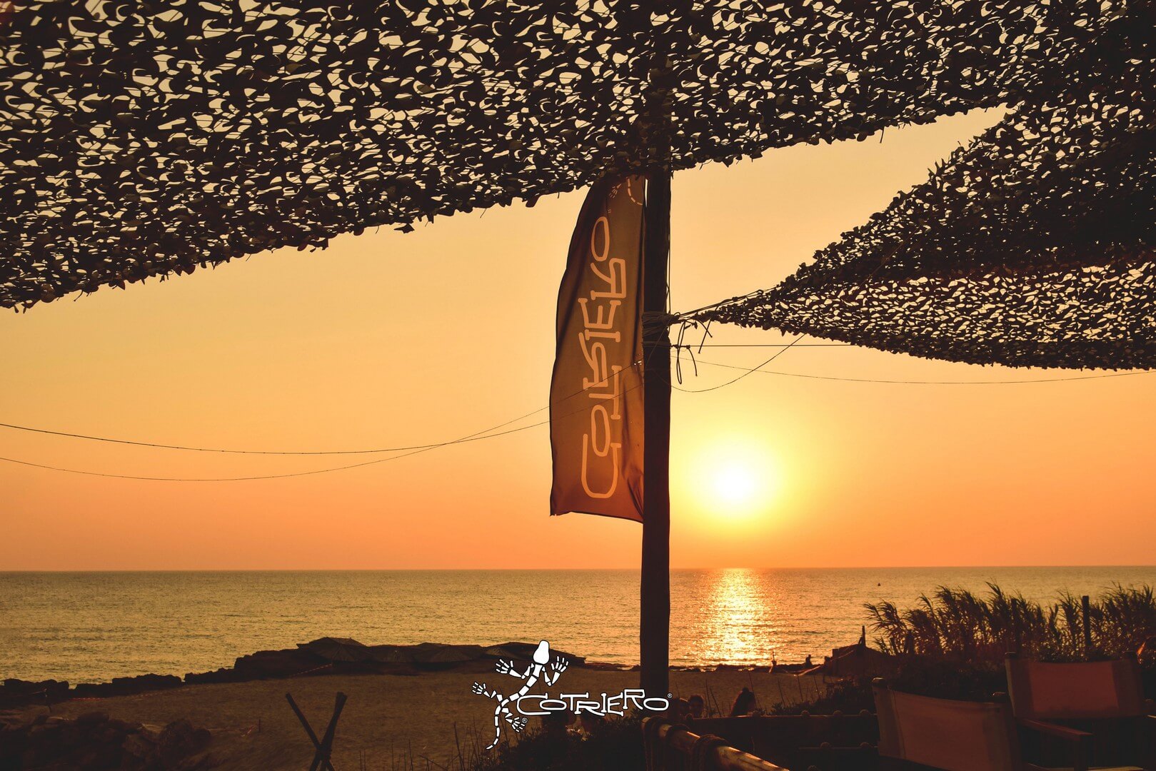 Vita notturna in riva al mare: la magia dei Beach Club salentini